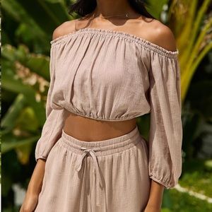 NEW Lulu’s Off-the-shoulder Cover Up Blouse
